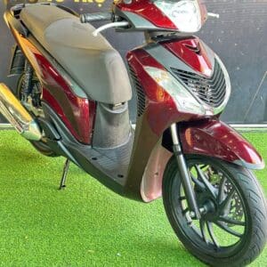 sh 125 150 lên áo ý