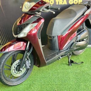 sh 125 150 lên áo ý