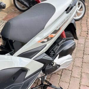 Bảng Giá Xe Air Blade: Tìm Hiểu Các Phiên Bản 125cc và 160cc