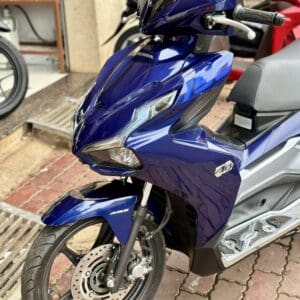Giá Xe Air Blade: So Sánh Các Phiên Bản 125cc và 150cc