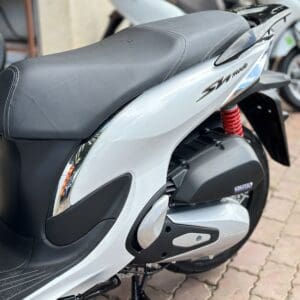 Tại Sao Nên Chọn SH Mode Khi Mua Xe Cũ