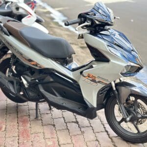 Giá Xe Máy Air Blade Cũ Mới